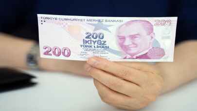 Yeni 200 TL ve 50 TL'ler bugün tedavüle veriliyor! Banknotlar değişiyor mu?