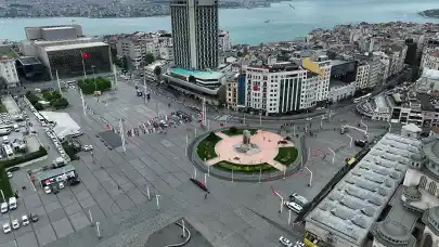 Taksim Meydanı'na çıkan yollar trafiğe açıldı