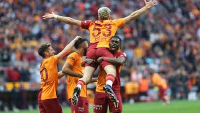 Galatasaray'dan tarihi rekor! Fenerbahçe'yi solladı