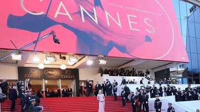 Cannes Film Festivali'nde sinema çalışanlarından protesto