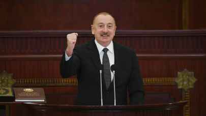 Aliyev'den Ermenistan'la barış sürecine dair değerlendirme: Anayasa değişmeli