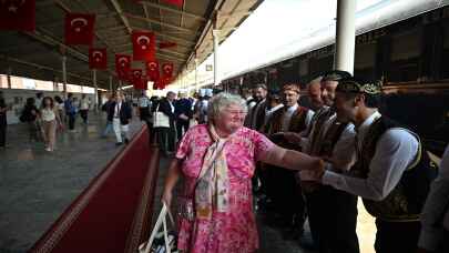 Paris’ten yola çıkan meşhur Orient Express İstanbul'da