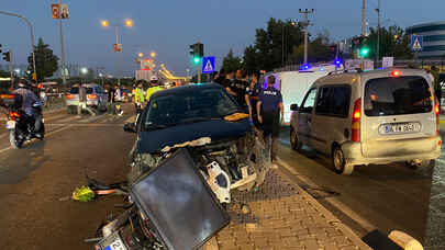 Diyarbakır’da alkollü sürücü terörü: Yayalara ve motosiklete çarptı