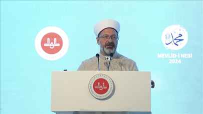 Diyanet İşleri Başkanı Erbaş: Gençlerimizin heyecan ve hayallerine rehberlik etmeye çalışıyoruz