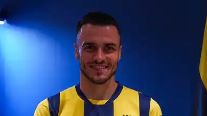 Kostic derbide sahada mı? Fenerbahçe'den sürpriz karar!