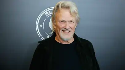 Dünyaca ünlü şarkıcı ve oyuncu Kris Kristofferson hayatını kaybetti!