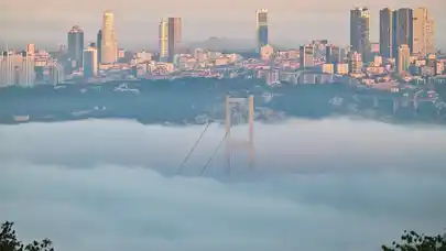 İstanbul’da yoğun sis! Boğazda gemi trafiği askıya alındı