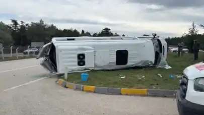 Kastamonu'da okul servisi ile tır çarpıştı! Korkunç kazada çok sayıda öğrenci yaralandı