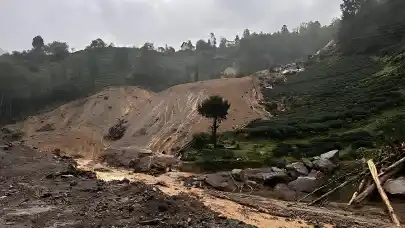 Rize'de sağanak yağışlar heyelana neden oldu