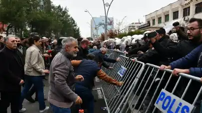 Batman Valiliği, polisler hakkında soruşturma başlatıldığını duyurdu