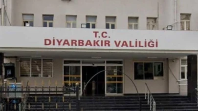 Diyarbakır Valiliği'nden kundaklanan araçlarla ilgili açıklama geldi