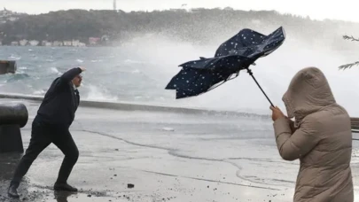 Meteoroloji'den hafta sonu için yağış ve fırtına uyarısı!