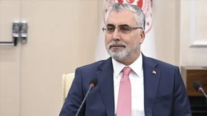 Bakan Işıkhan: Emeklilere yönelik yeni hizmetler yolda