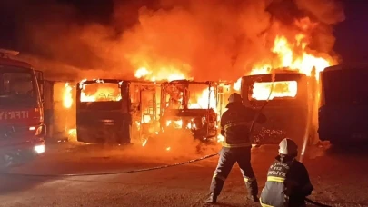 Burdur'da yangın çıktı! 6 özel halk otobüsü yandı