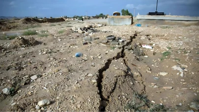 İran'da deprem oldu: Büyüklük 5,6