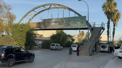 Adana'da üst geçit kuralına uymayan 23 kişiye ceza verildi