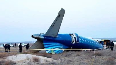 Azerbaycan Hava Yolları uçağı kazasına Rus füzesinin neden olduğu doğrulandı