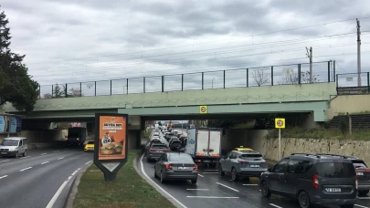 Bakırköy’deki sabıkalı alt geçitte kot düşürme çalışmaları başladı