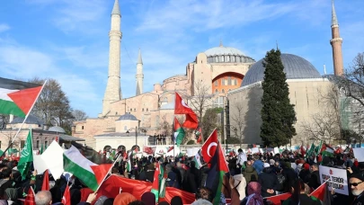 Galata'daki Gazze mitinginde İsrailli şirket protestosuna polis engeli!