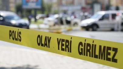 Balat'ta feci kaza: Yokuştan kayan otomobil kadını ezdi! O anlar kamerada