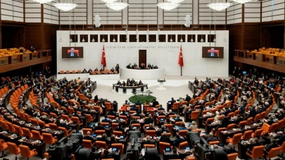 2025 yılı en düşük emekli aylığı meclisten geçti!