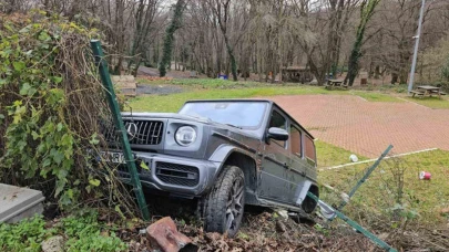 Sarıyer'de milyonluk cip yaşlı kadına çarptı, mesire alanına uçtu!