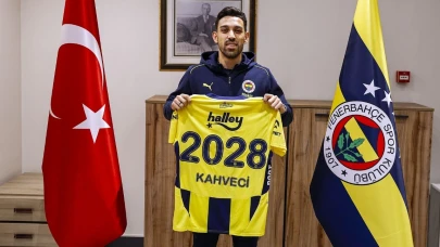 Fenerbahçe, İrfan Can Kahveci ile sözleşme uzatıldığını açıkladı