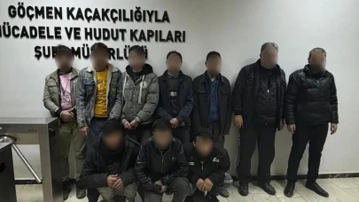 Elazığ'da göçmen kaçakçılarına operasyon: 16 göçmen yakalandı