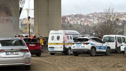 Eyüpsultan'da üzerine iş makinesinin kovası düşen işçi hayatını kaybetti!