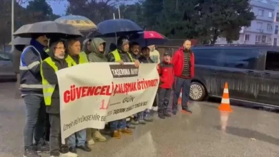 İzmir Büyükşehir Belediyesi çalışanları iş güvencesi için eylemde