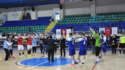 İşitme Engelliler Futsal Türkiye Şampiyonası Kütahya’da başladı