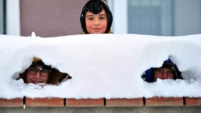 İstanbul'da 11 Şubat okullar tatil mi? Son durum ve valilik açıklamaları