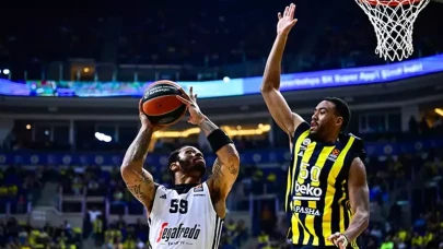 Fenerbahçe Beko, Virtus Bologna'yı devirerek üst üste 6. galibiyetini aldı