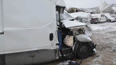 Samsun'da feci kaza can aldı: Anne ve kızı yaşamını yitirdi!