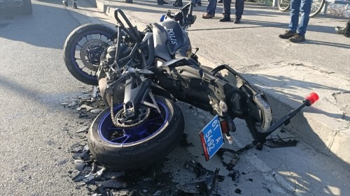 Trabzon'da motosikletli kaza bir polis memuru yalarandı