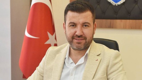 İYİ Parti'li meclis üyesine silahlı saldırı: Ayaklarından vurdular