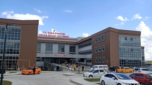 Hastane otoparkında drift pahalıya mal oldu: Sürücülere 96 bin 699 lira ceza kesildi