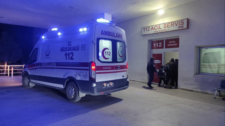 Çorum'da zincirleme trafik kazasında 13 kişi yaralandı