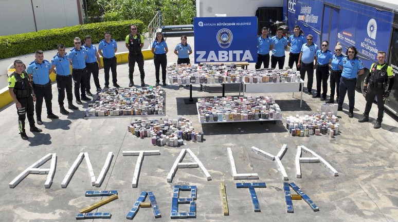 Tehlike büyüyor: Antalya'da 5 bin 807 sahte parfüm ele geçirildi