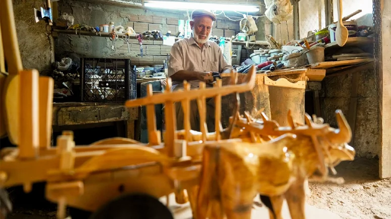 Ahşap oyma sanatının son temsilcisi: 92 yaşındaki Usta Mehmet Pak