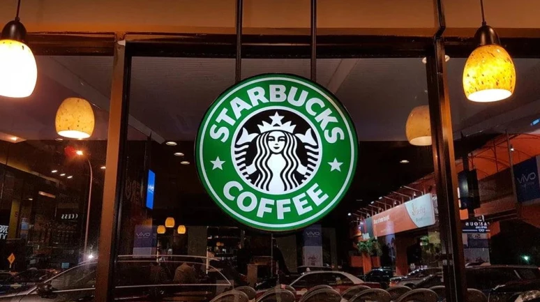 Starbucks'ta yeni uygulama: Sipariş vermeyen giremeyecek!