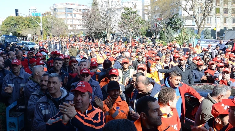 Maltepe Belediyesi işçilerinden protesto: Alacaklıyız, haklıyız