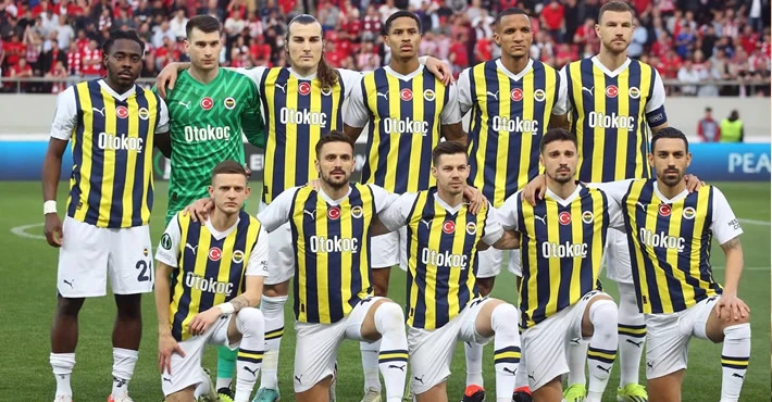 fenerbahcede-sakatlik-soku-yildiz-isim-maca-devam-edemedi-1712858164