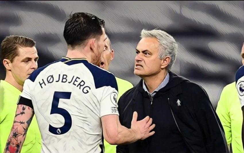 Mourinho Hojbjerg E1607334531904