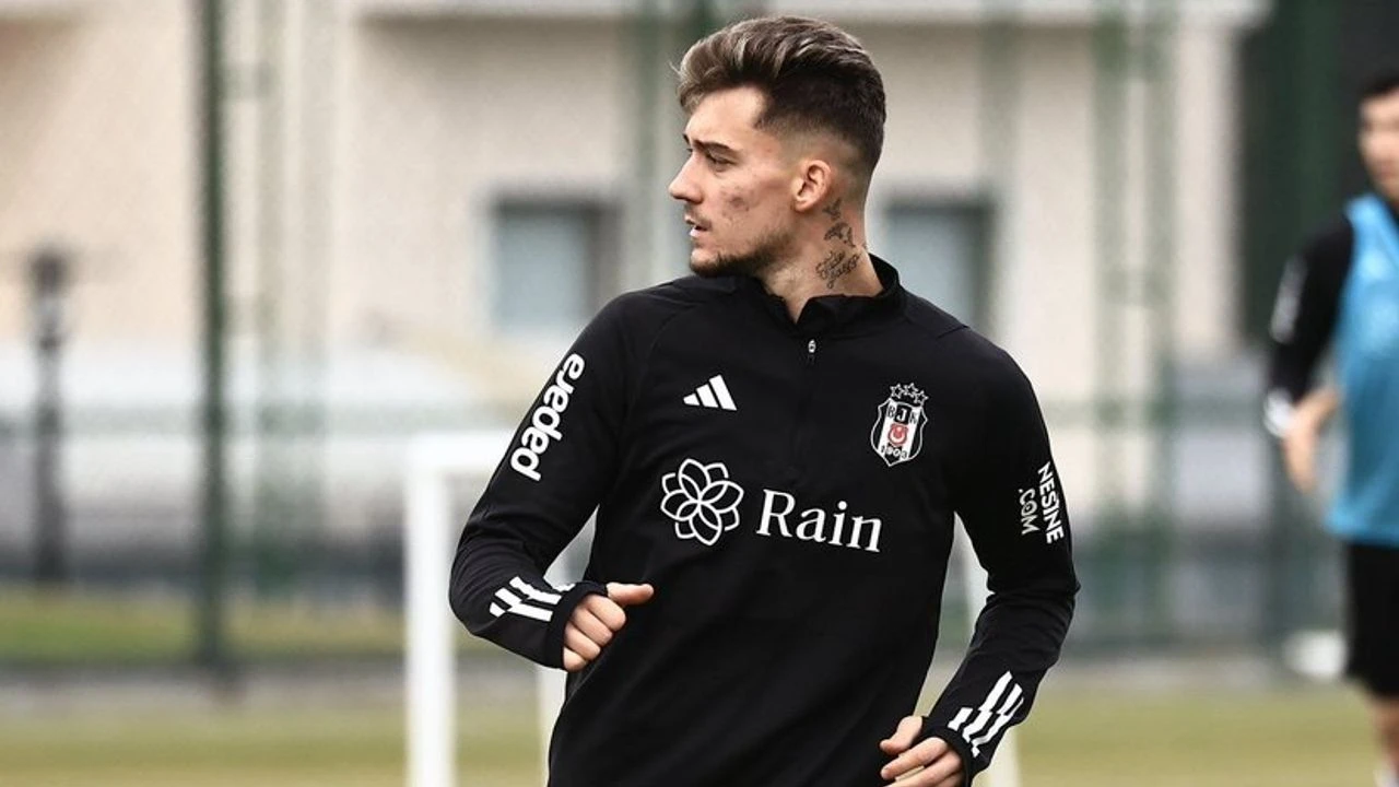 829X469 Besiktasin Yeni Transferleri Ernest Muci Ve Al Musrati Ilk Antrenmanina Cikti 1707561151956