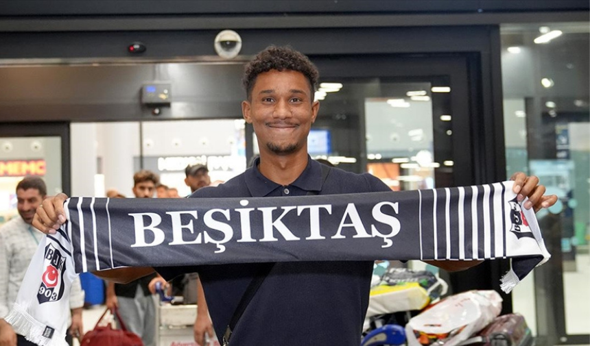 Felix Uduokhai İstanbulda