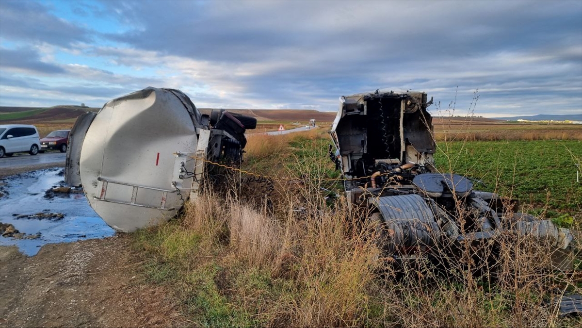 Corumda Korkunc Kaza Minibüs Ile Tanker Carpisti Olu Ve Cok Sayida Yarali Var.webp