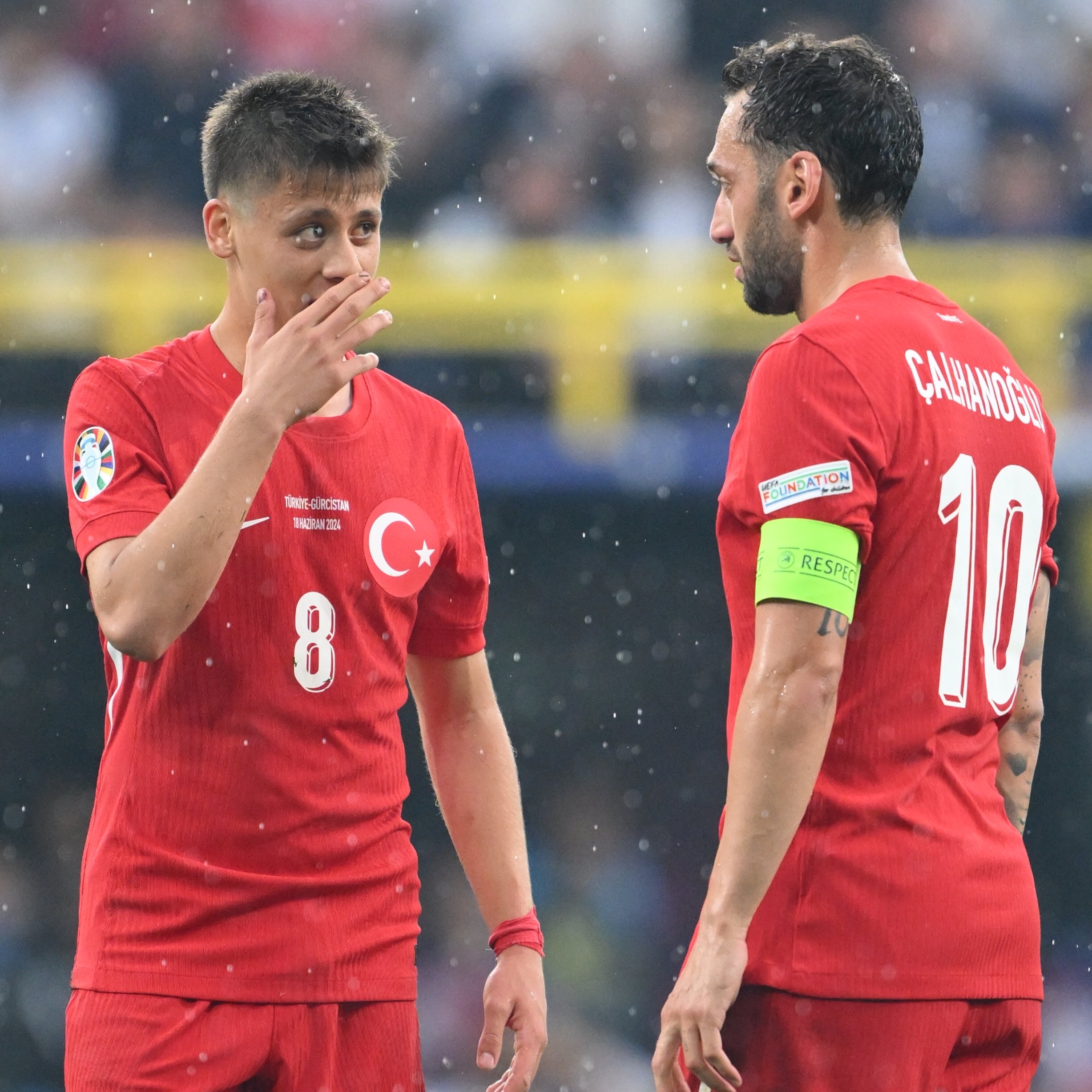 Sky Spor TR on X: "🇹🇷 Arda Güler, Hakan Çalhanoğlu'na sizce ne diyor❓  https://t.co/oPFKd3y1Xn" / X