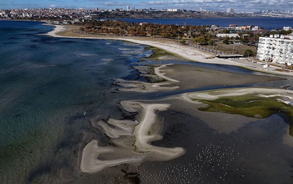 İstanbul'da deniz suyu çekildi | "Böylesini hiç görmedik" - 7