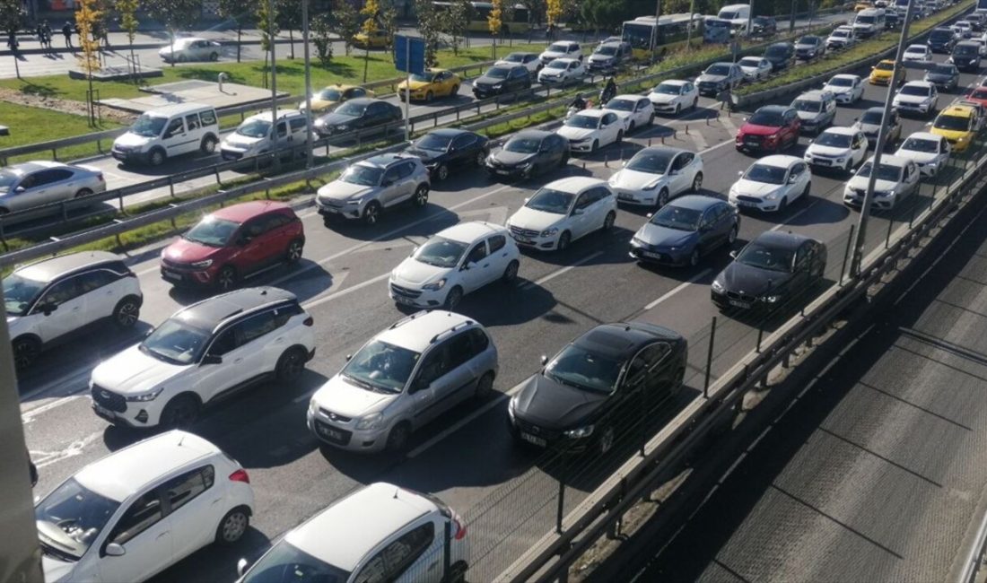 İstanbul'da Trafik Yoğunluğu Yüzde 71'e Ulaştı - Mimarihaber